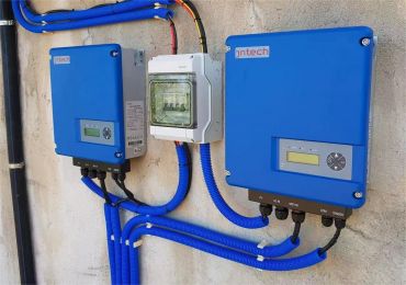 2 Sätze 1,5-kW-Solarpumpensysteme in Portugal
