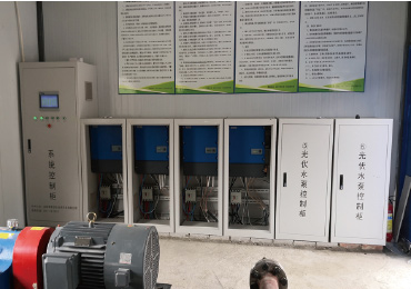 6 Sätze 45 kW Solarpumpensystem in Jin Shajiang
